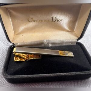 Christian Dior Vintage Two-Tone Tie Clip w/ CD Crest – Original Case